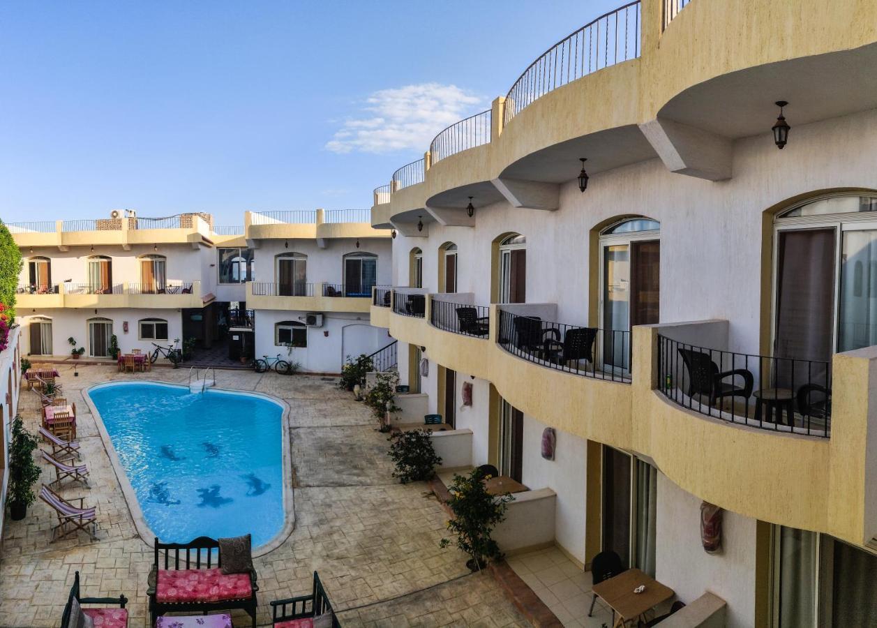 New Yalla Hotel Дахаб Екстериор снимка