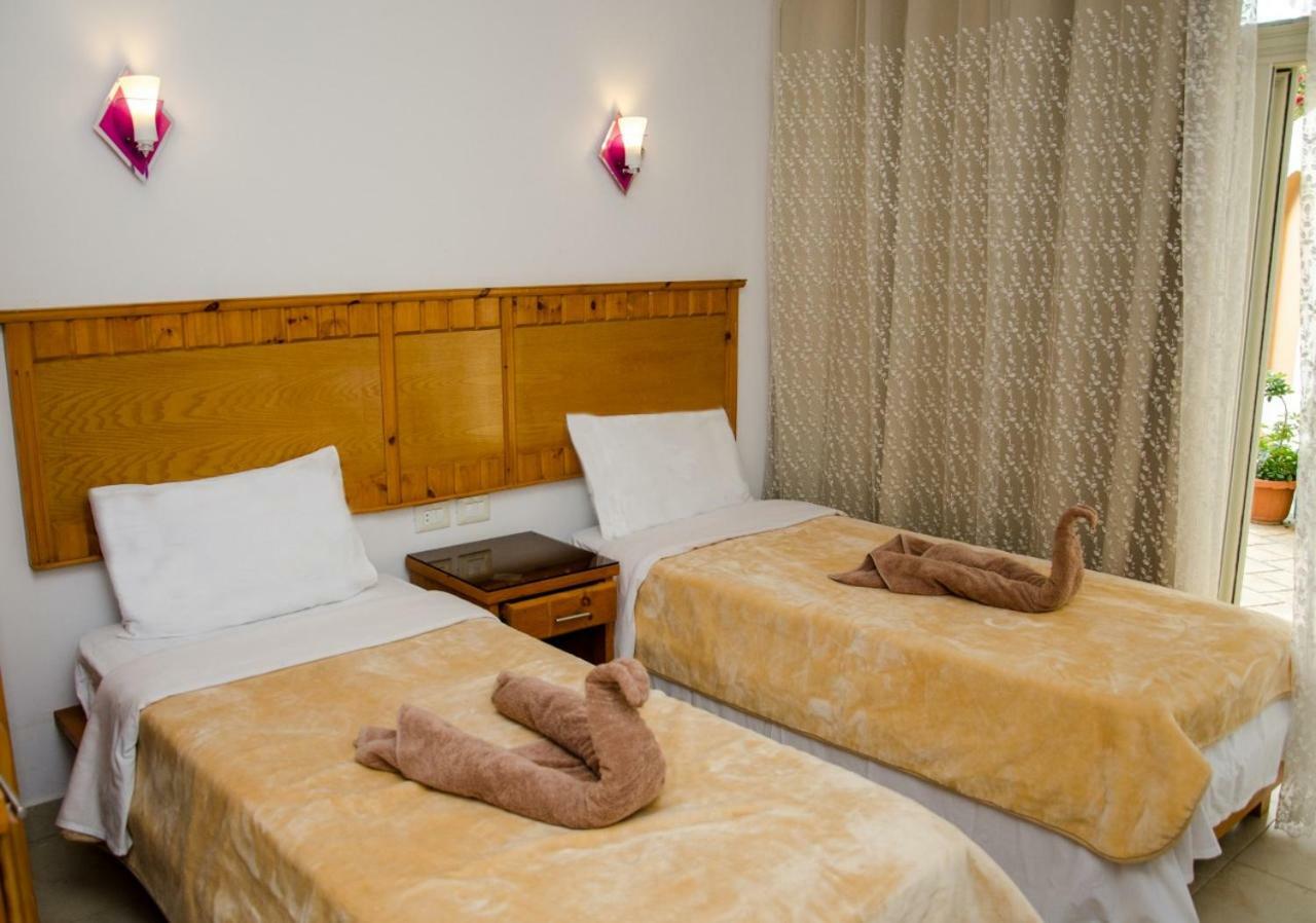 New Yalla Hotel Дахаб Екстериор снимка