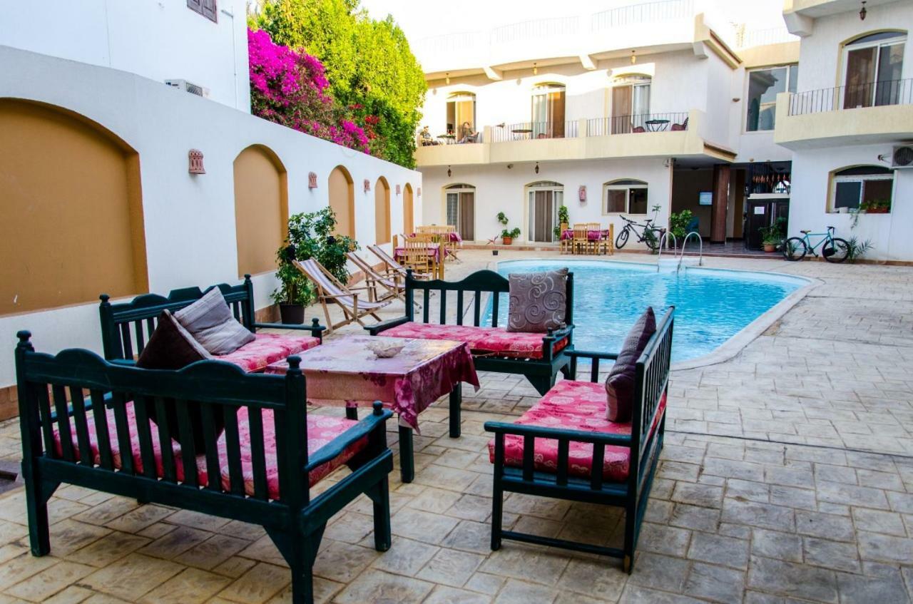 New Yalla Hotel Дахаб Екстериор снимка